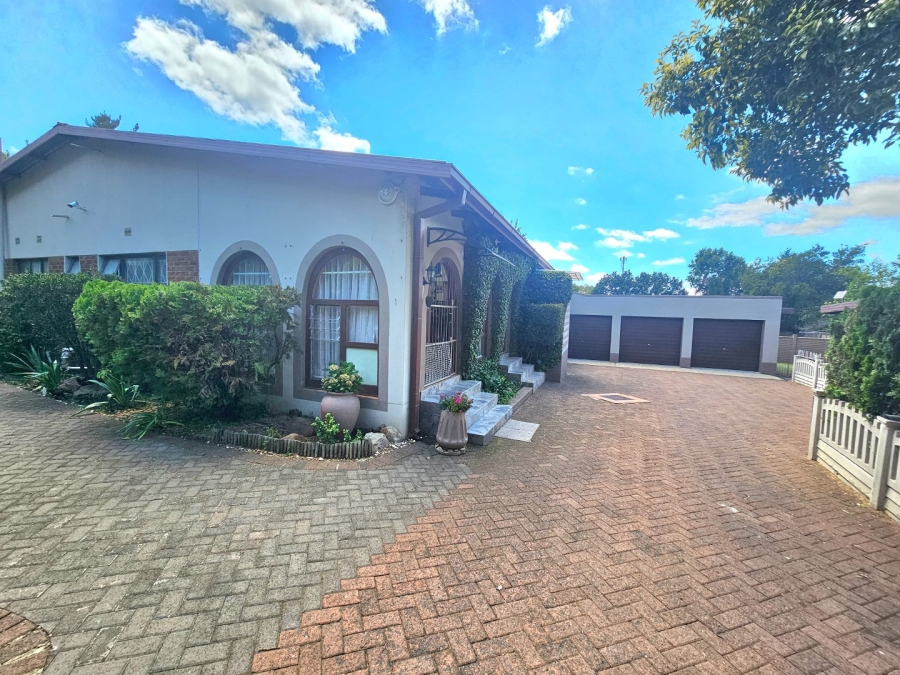 4 Bedroom Property for Sale in Panorama Free State